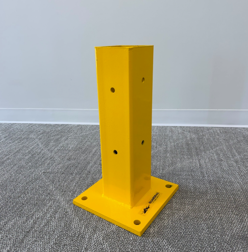 Heavy-duty 19 inch single height guardrail post